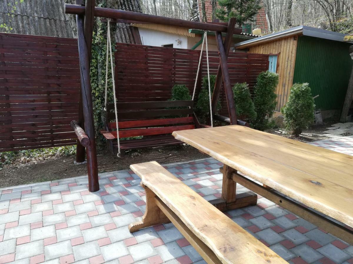 Holiday Home Mreznica Gornji Zvečaj Kültér fotó